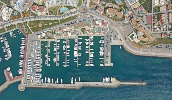 Puertos en la ciudad de Ibiza