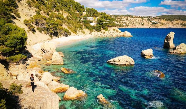 5 calas tranquilas de Ibiza donde disfrutar del silencio