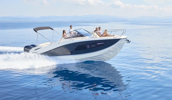 Quicksilver 875 ''Just Feel'' (with or withour skipper)