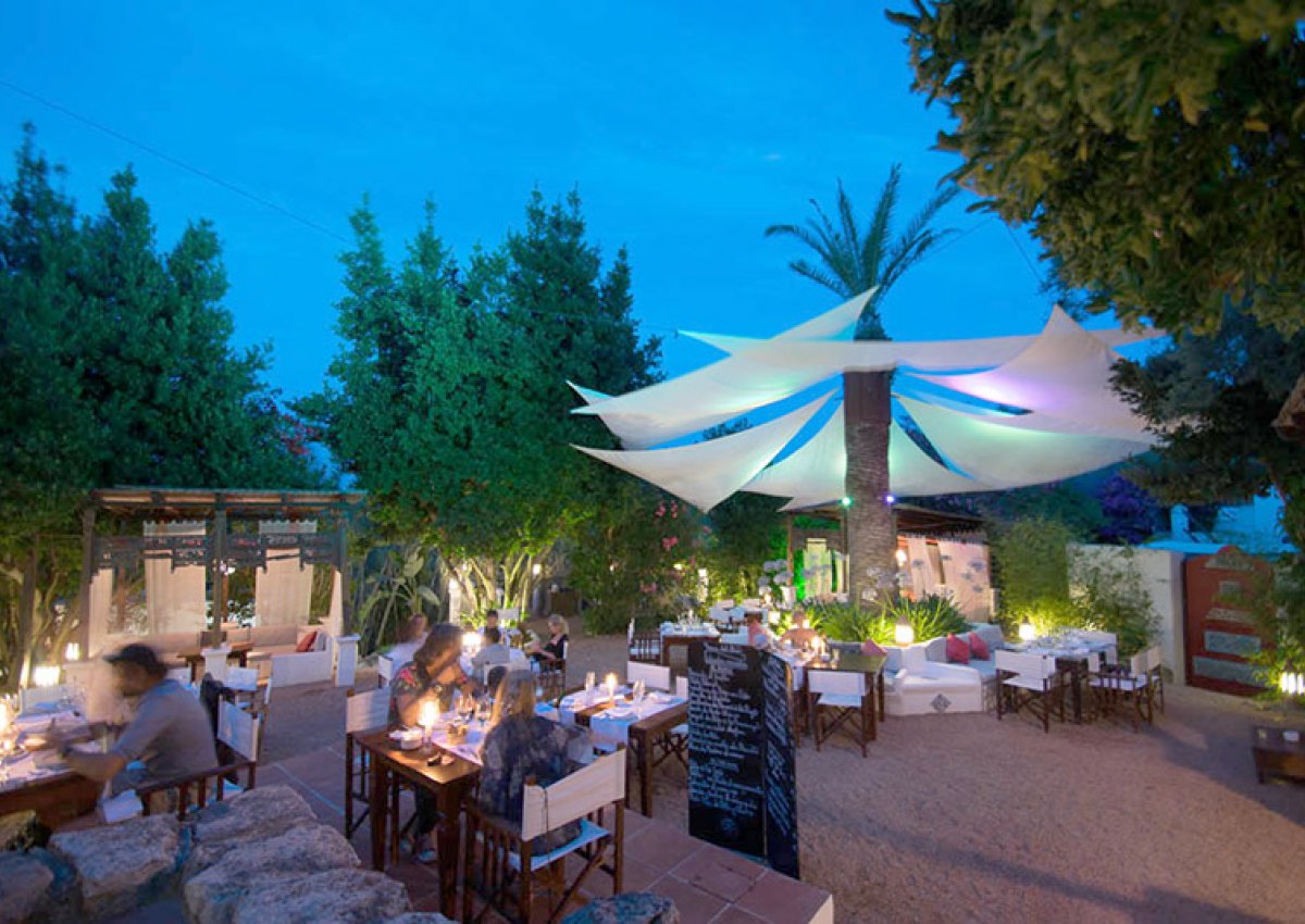 Restaurantes míticos que no puedes dejar de visitar en Ibiza. - Capítulo II -