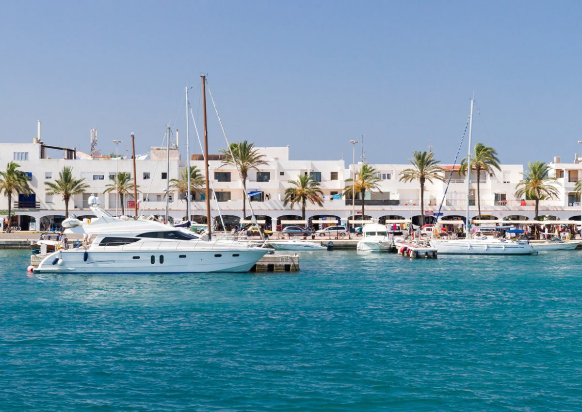 Discover the ports of Ibiza and Formentera!