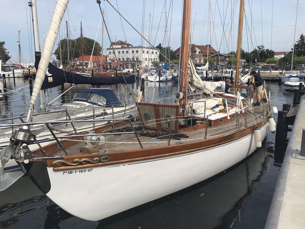 Classic Sailboat 'Baladin'
