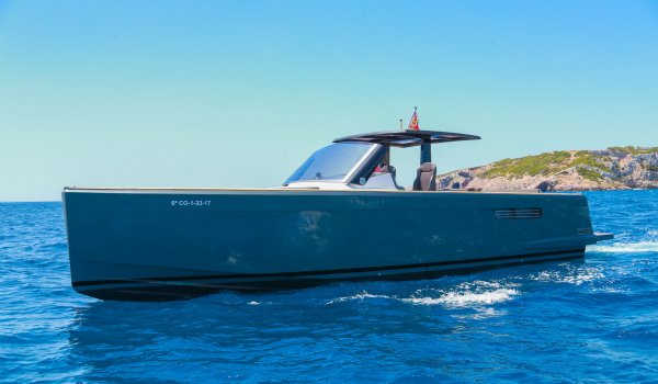 FJORD 40 Open for sale Ibiza 